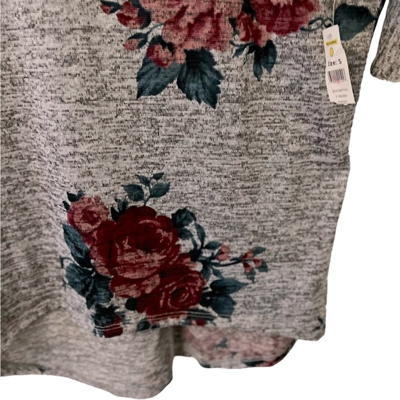 NWT Bobbie Brooks Woman's Floral Sweater Sz S - Picture 4 of 5